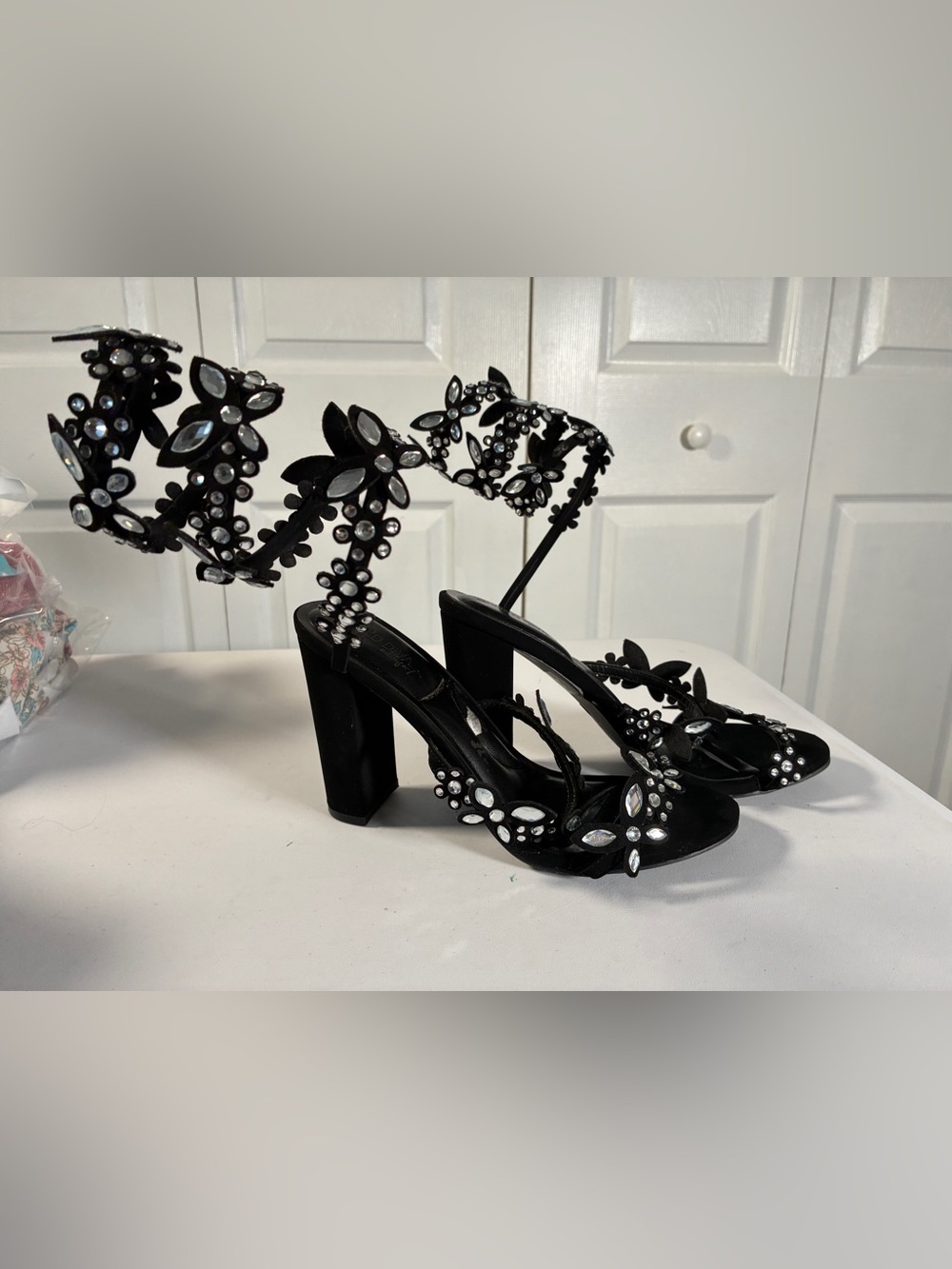 Wild Diva Lounge MORRIS-631 Rhinestone Wrap Block Heel Sandals 7.5 - Picture 6 of 10